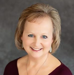 Meet your Posher, Tina